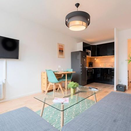 Lille, Fully-Equipped Apartment With Parking Space Buitenkant foto